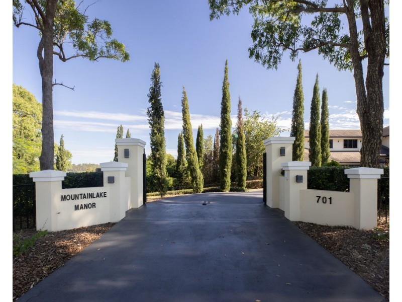 701 Clear Mountain Road, Clear Mountain QLD 4500