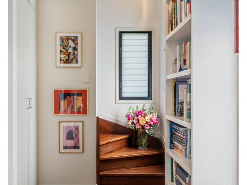 65 O’Quinn Street, Nudgee Beach QLD 4014