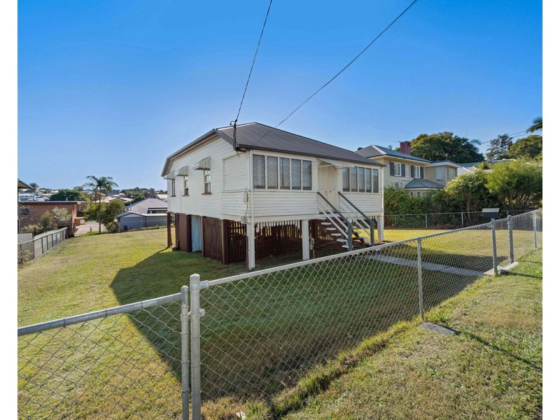 88 Chaucer Street, Moorooka QLD 4105