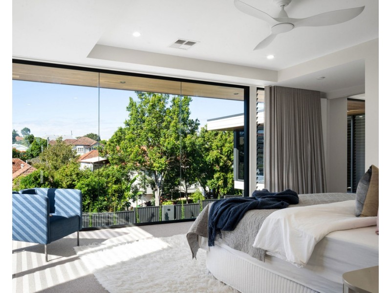 159 Sackville Street, Greenslopes QLD 4120