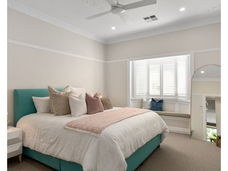 159 Sackville Street, Greenslopes QLD 4120