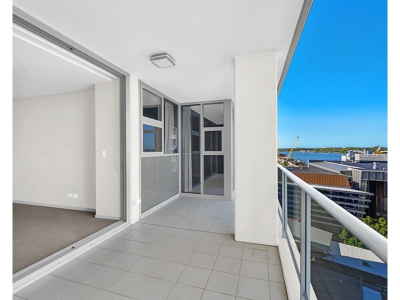 4017/37c Harbour Road, Hamilton QLD 4007