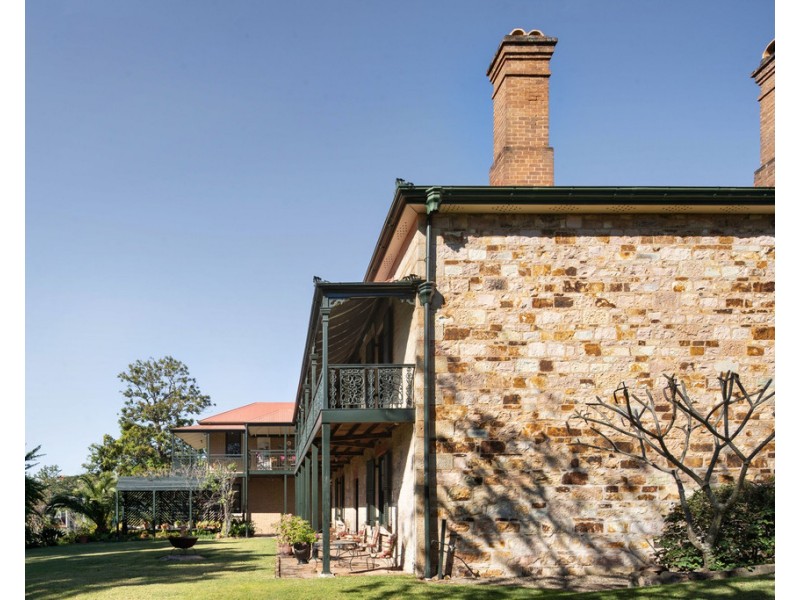 101 Windsor Road, Red Hill QLD 4059