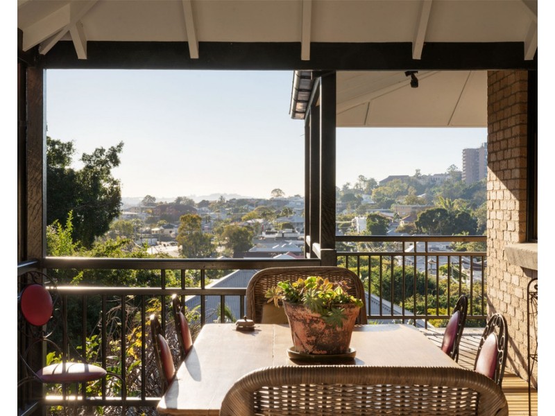 101 Windsor Road, Red Hill QLD 4059