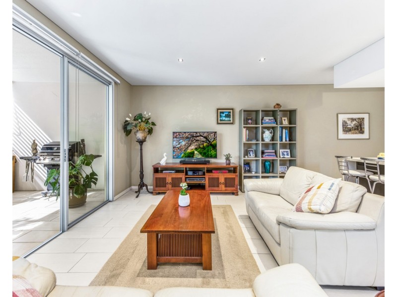 2/21 Florence Street, Teneriffe QLD 4005