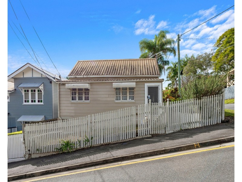 15 Hazlewood Street, Paddington QLD 4064