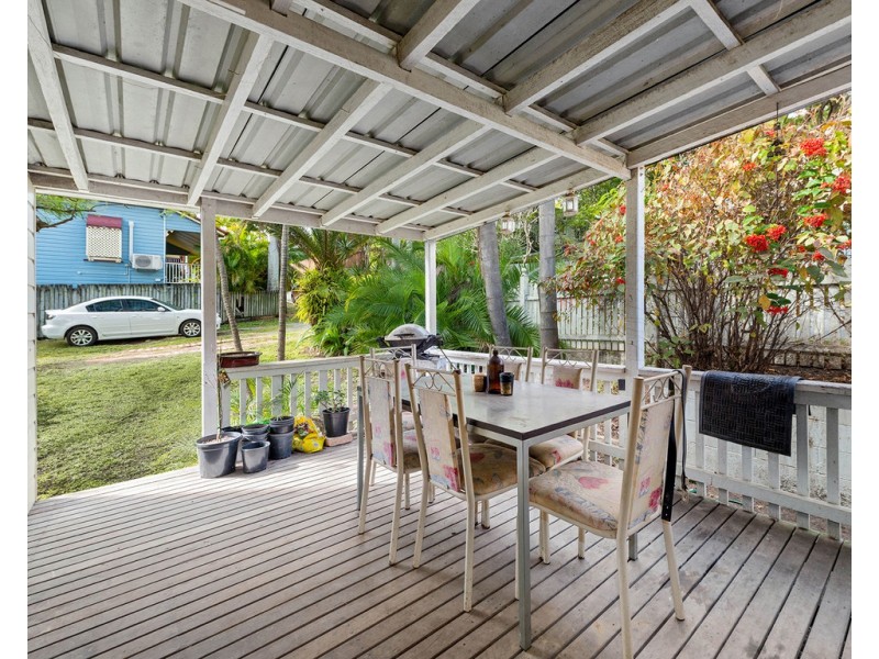 15 Hazlewood Street, Paddington QLD 4064