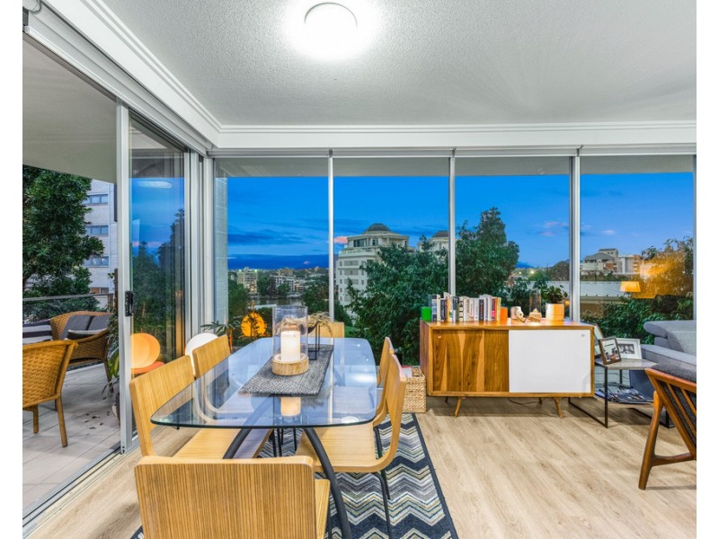 11/89 Lambert Street, Kangaroo Point QLD 4169