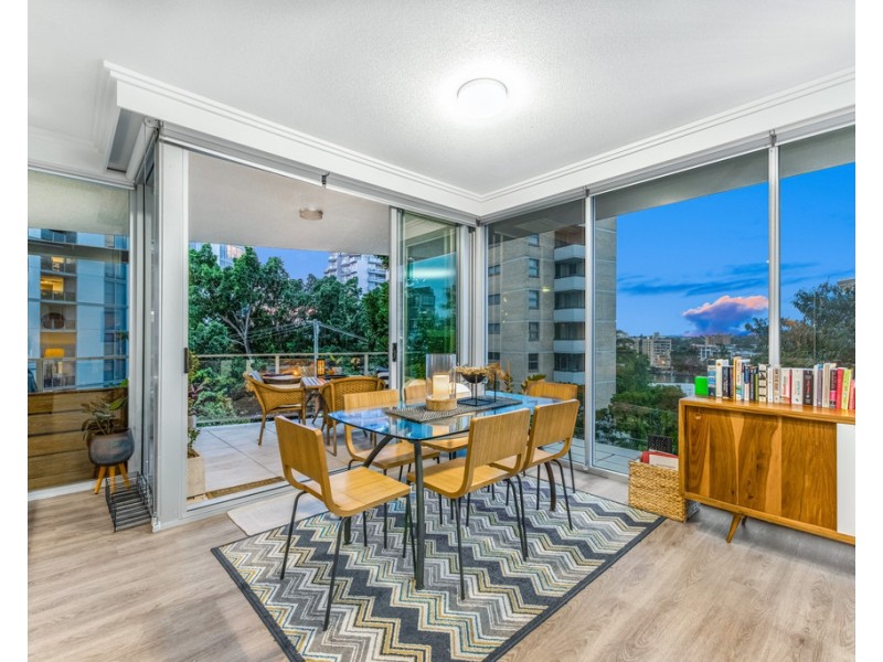 11/89 Lambert Street, Kangaroo Point QLD 4169