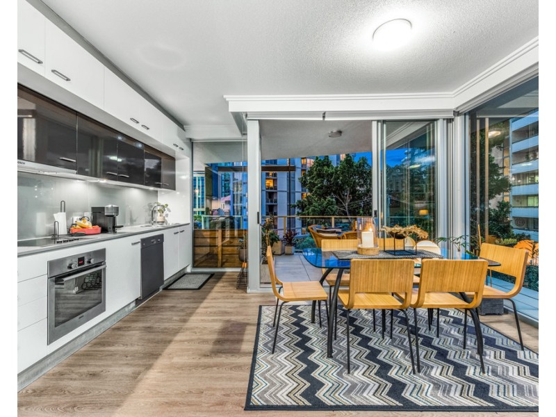 11/89 Lambert Street, Kangaroo Point QLD 4169