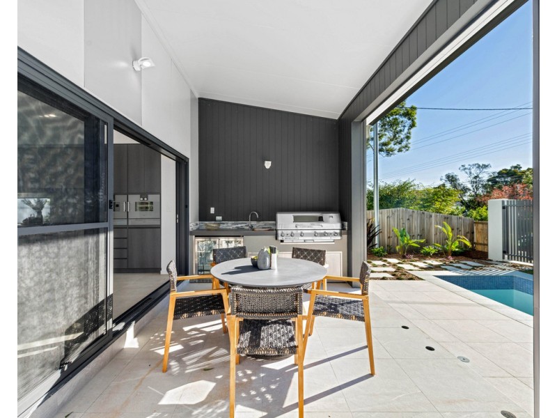 13 Plumeria Close, Kenmore QLD 4069