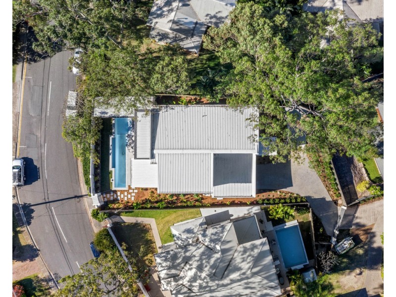 13 Plumeria Close, Kenmore QLD 4069