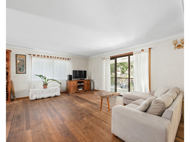 15 Tamarang Street, Tarragindi QLD 4121