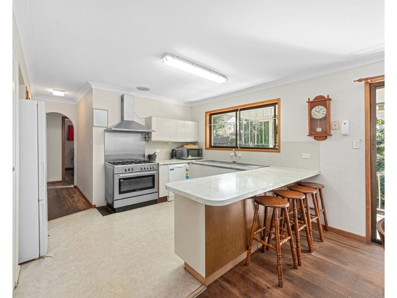 15 Tamarang Street, Tarragindi QLD 4121