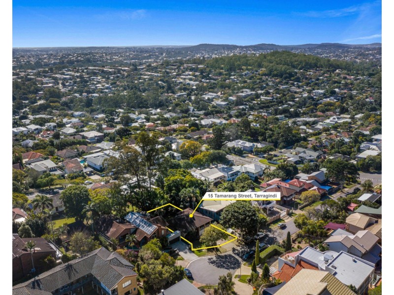 15 Tamarang Street, Tarragindi QLD 4121