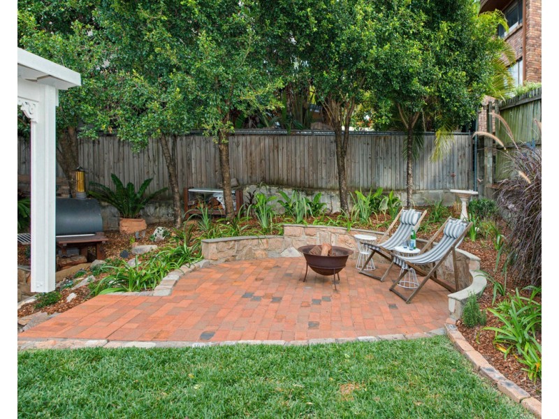 21 Manchester Terrace, Taringa QLD 4068