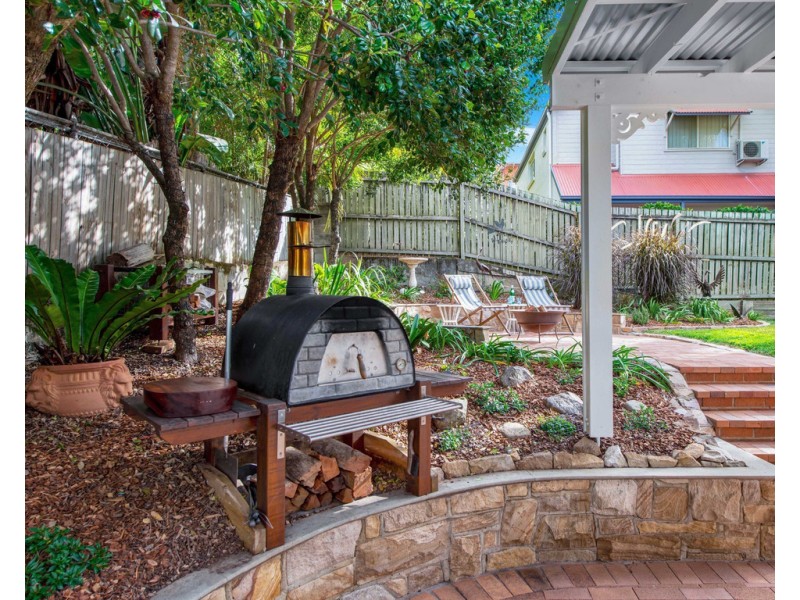 21 Manchester Terrace, Taringa QLD 4068