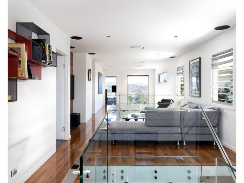 34 Hipwood Road, Hamilton QLD 4007