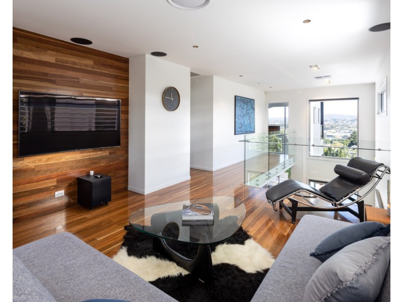 34 Hipwood Road, Hamilton QLD 4007