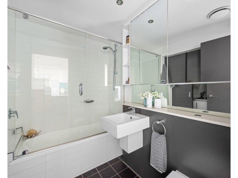 851/43 Hercules Street, Hamilton QLD 4007