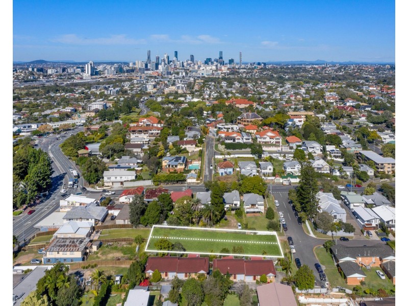 9 McKenzie Street, Windsor QLD 4030