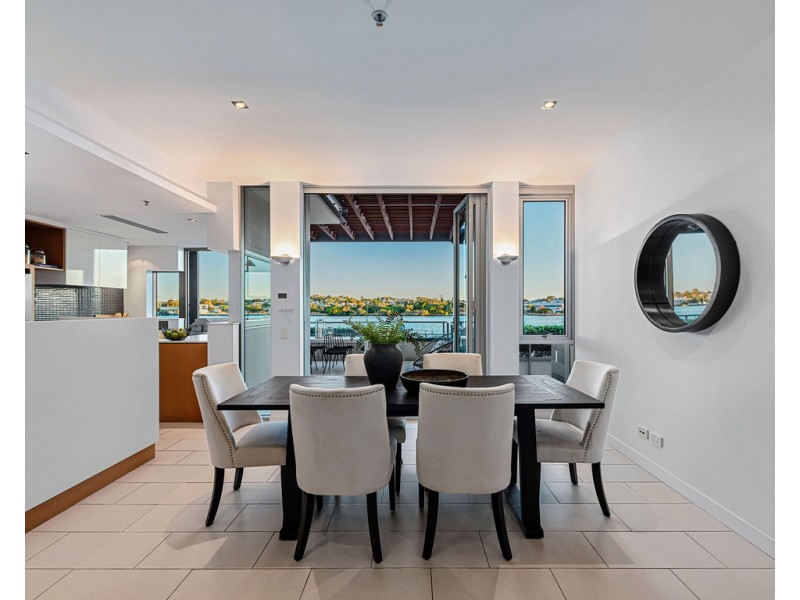 135/37 Harbour Road, Hamilton QLD 4007