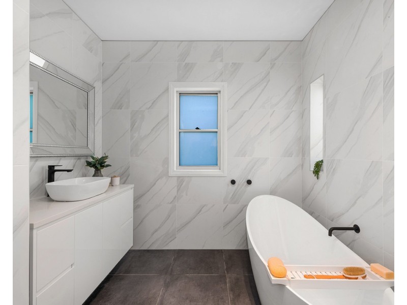 10A Williams Avenue, Hendra QLD 4011