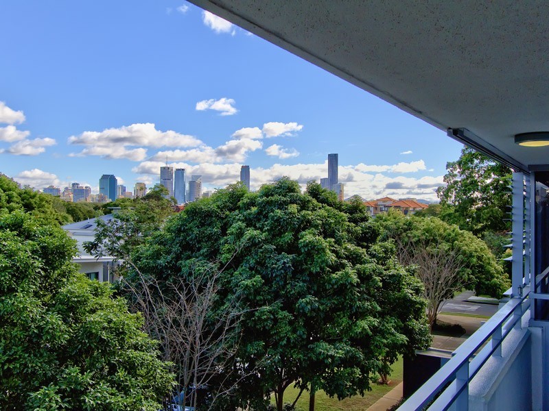 4313/126 Lamington Street, New Farm QLD 4005