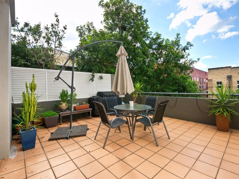 8/46 Chermside Street, Teneriffe QLD 4005