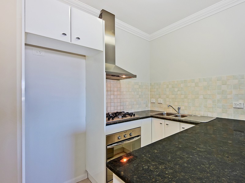 40 Bell Street, Kangaroo Point QLD 4169