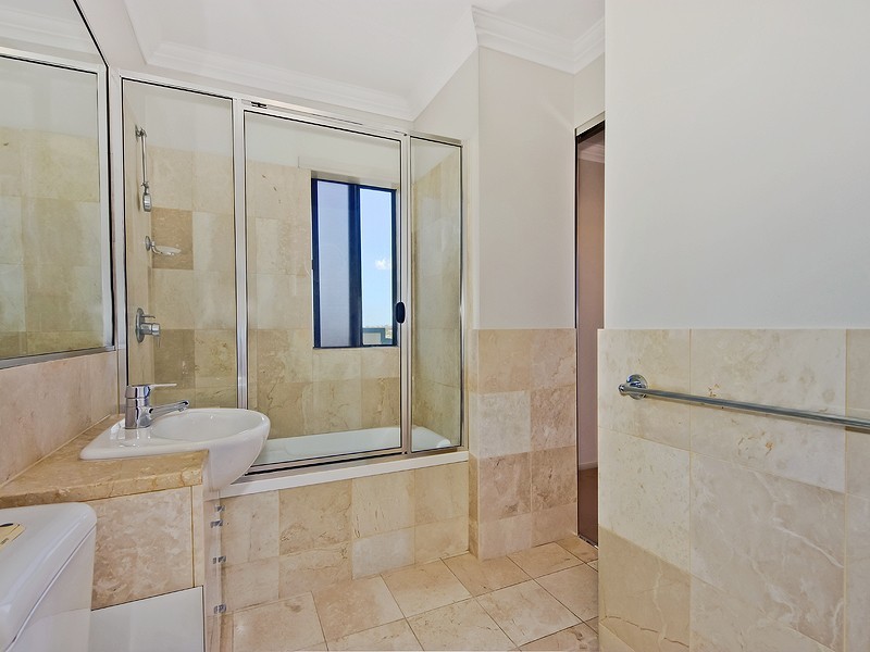 40 Bell Street, Kangaroo Point QLD 4169