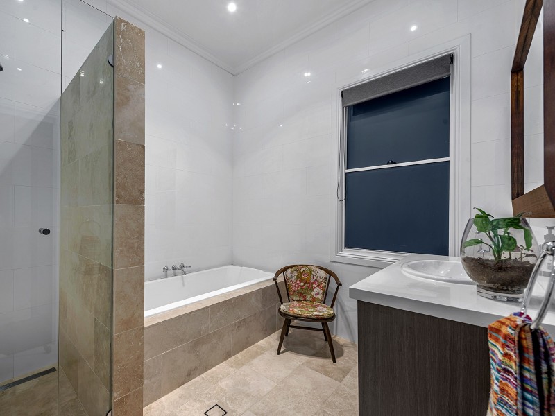 307 Harcourt Street, Teneriffe QLD 4005