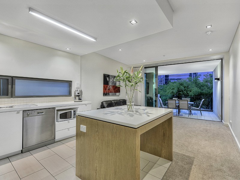 202/107 Astor Terrace, Spring Hill QLD 4000