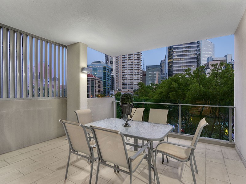 202/107 Astor Terrace, Spring Hill QLD 4000