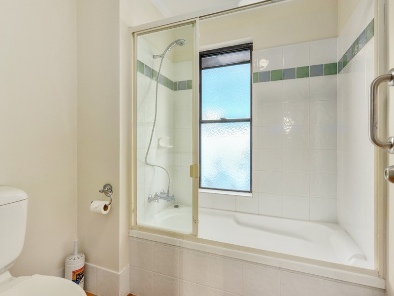 27 BIRLEY ST, Spring Hill QLD 4000