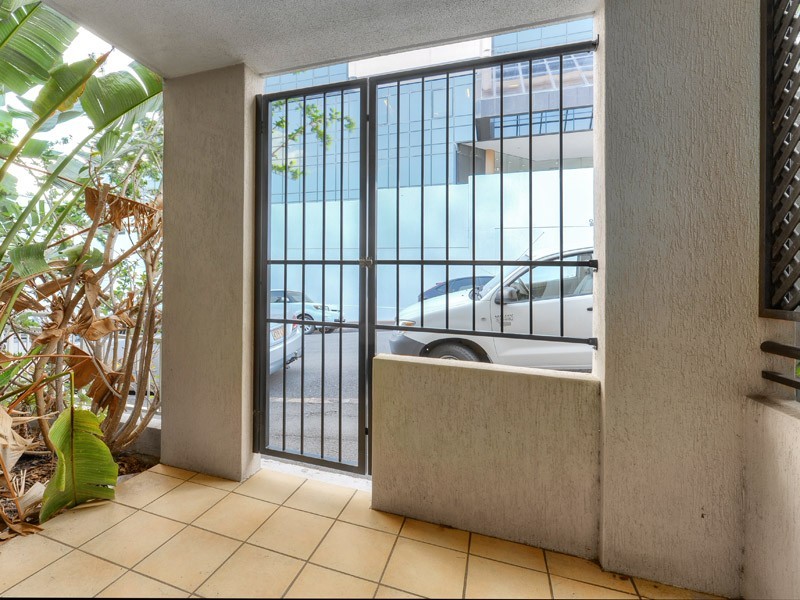 27 BIRLEY ST, Spring Hill QLD 4000