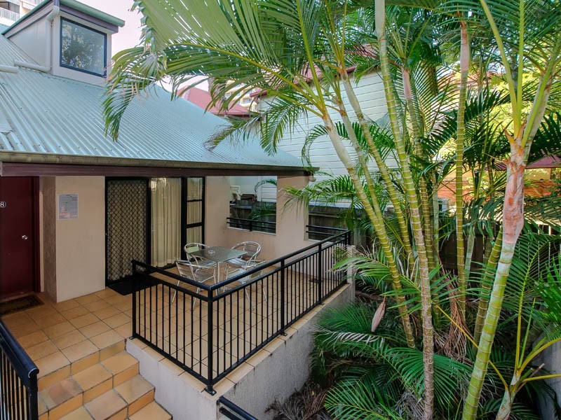 27 BIRLEY ST, Spring Hill QLD 4000