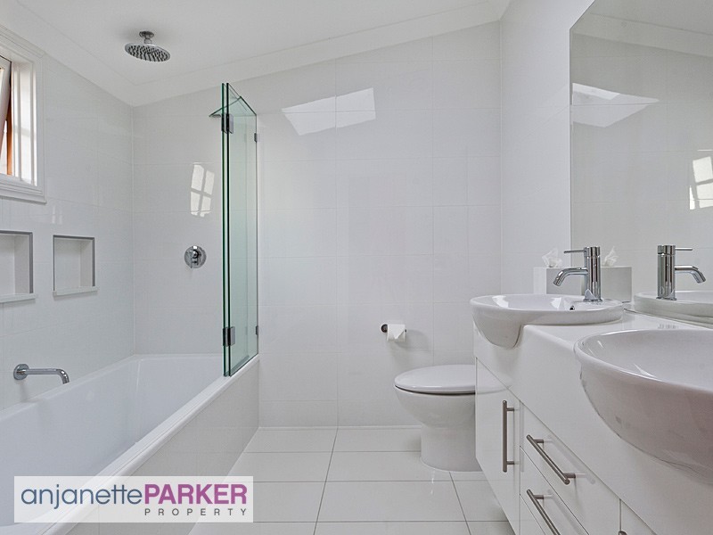 166 Crosby Road, Ascot QLD 4007