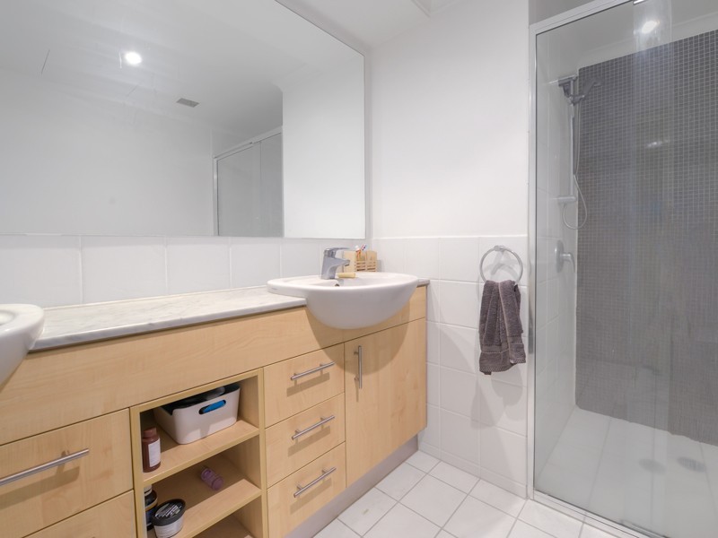 17/287 WICKHAM TCE, Spring Hill QLD 4000