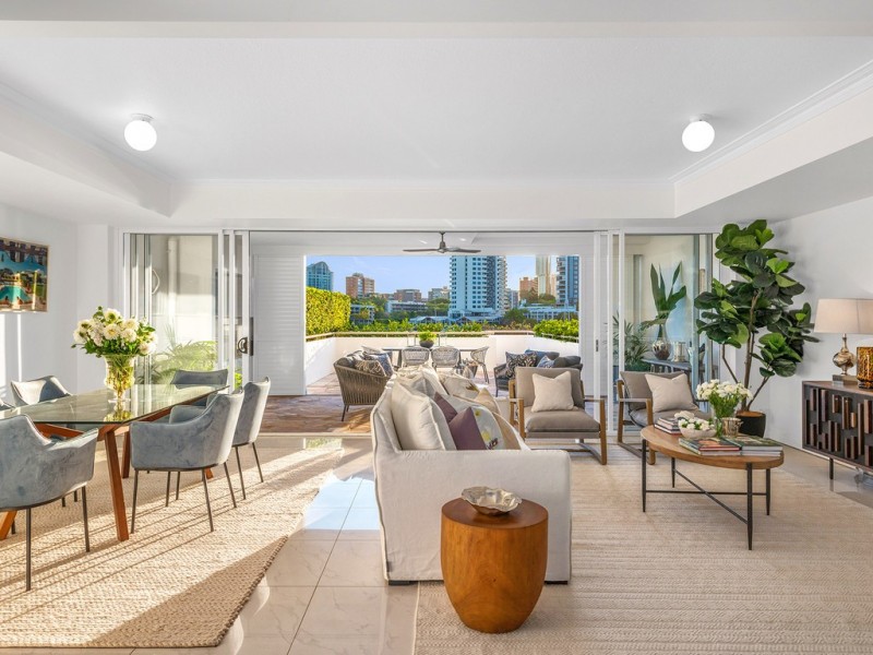 11/6 Merthyr Road, New Farm QLD 4005