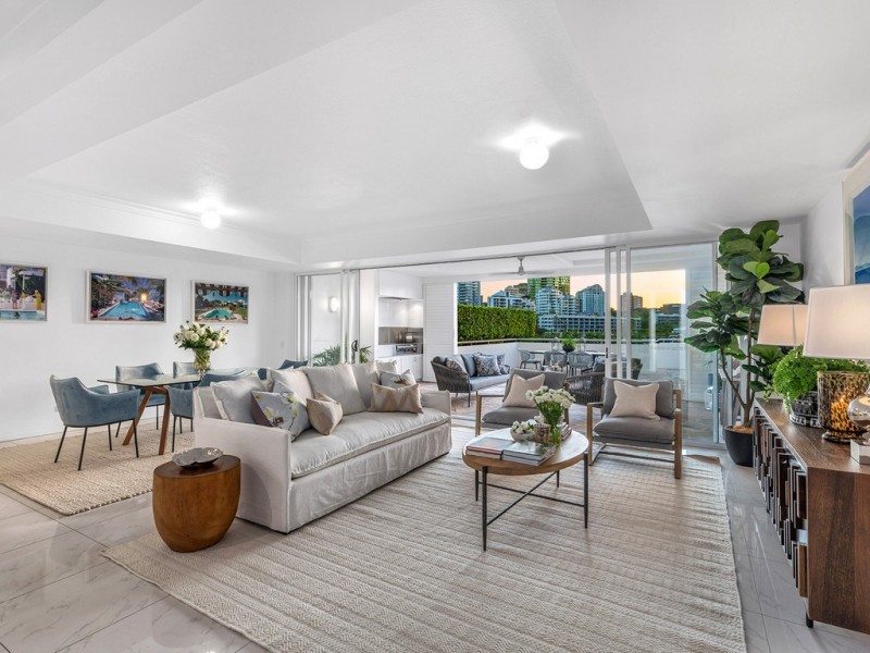 11/6 Merthyr Road, New Farm QLD 4005