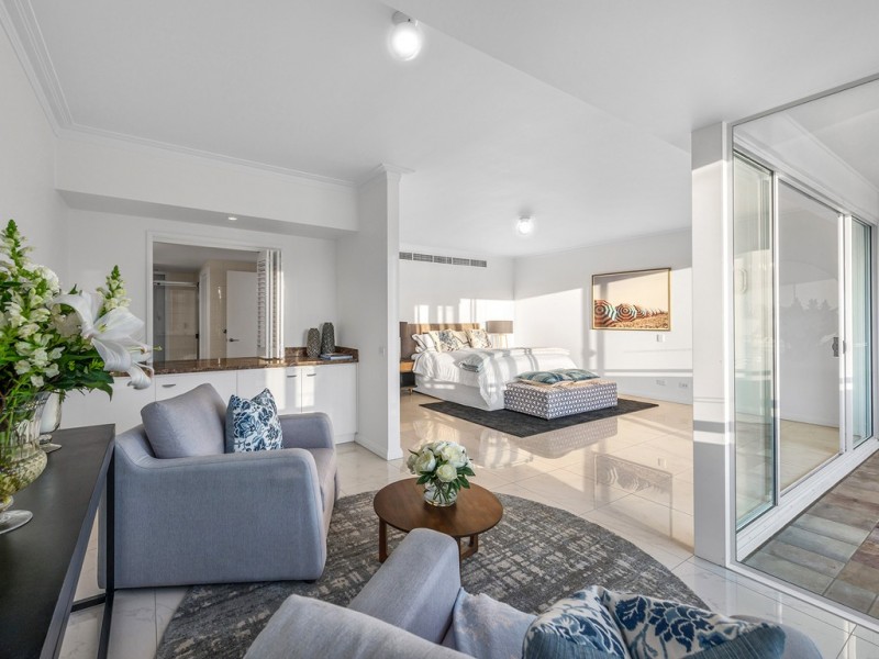 11/6 Merthyr Road, New Farm QLD 4005