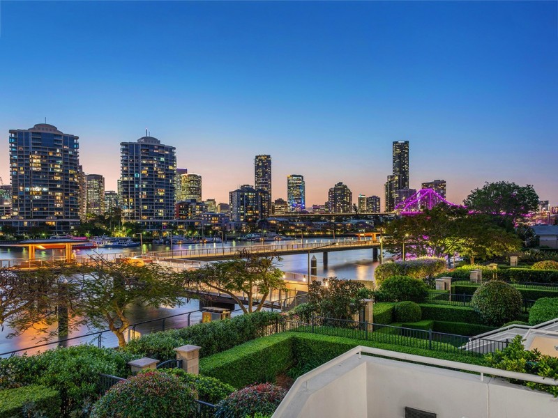 11/6 Merthyr Road, New Farm QLD 4005