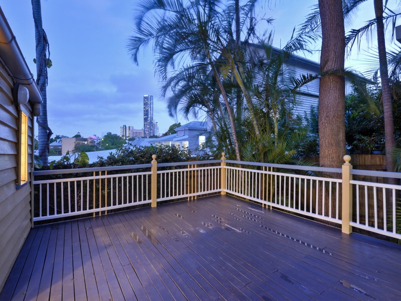 140 Kennigo Street, Spring Hill QLD 4000