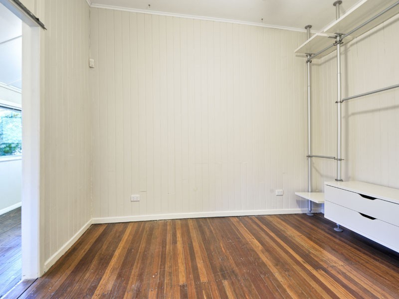 140 Kennigo Street, Spring Hill QLD 4000