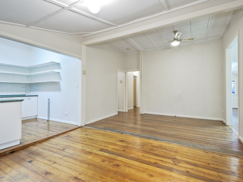 140 Kennigo Street, Spring Hill QLD 4000