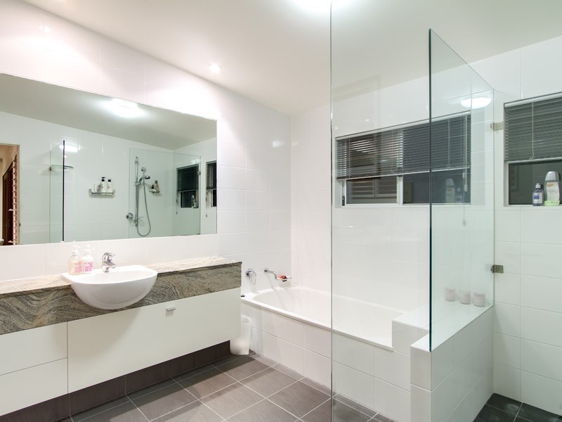 144 Sydney Street, New Farm QLD 4005