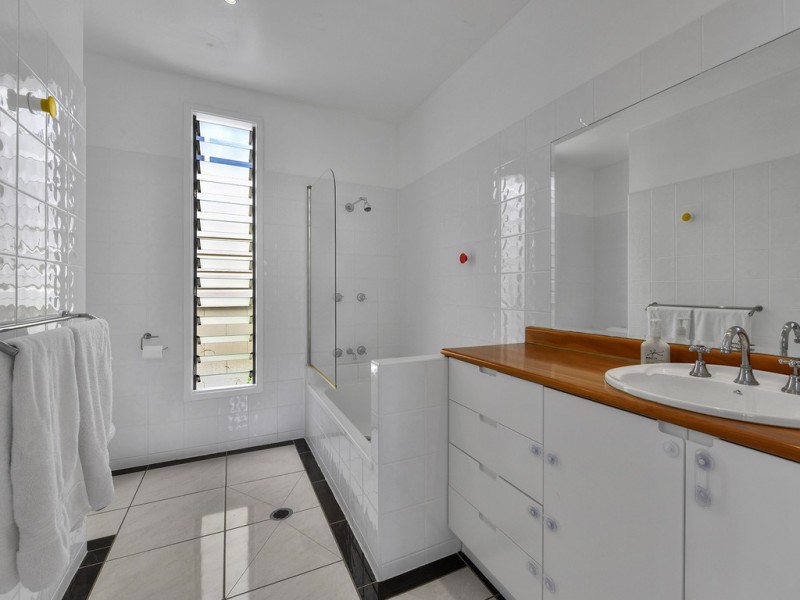 34 Kingsholme Street, Teneriffe QLD 4005