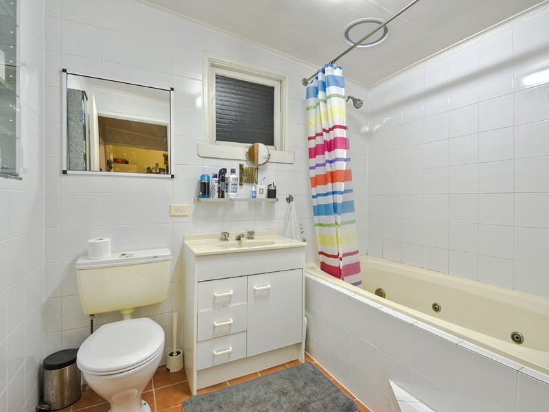 56 Isaac Street, Spring Hill QLD 4000