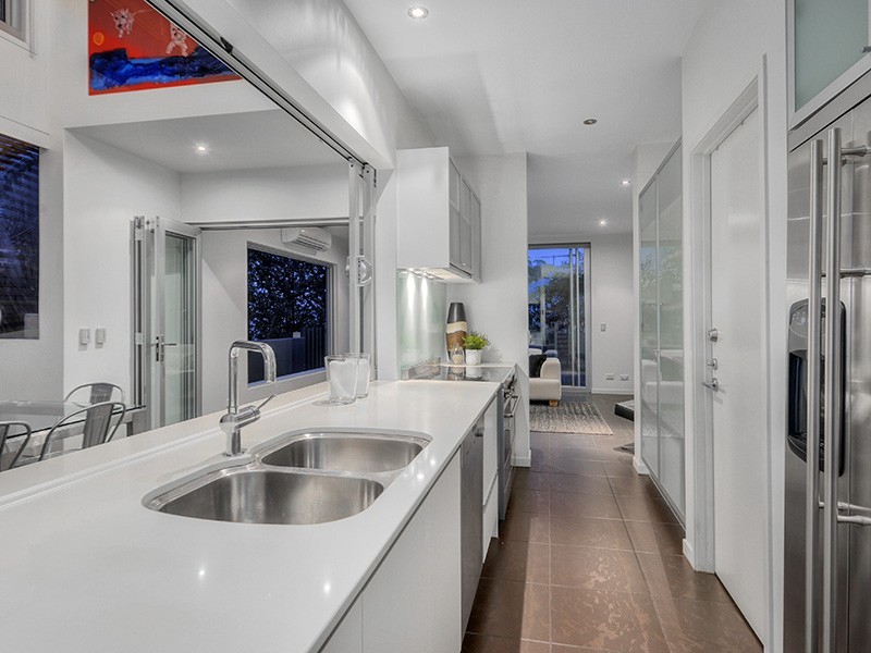 32 Small Street, Teneriffe QLD 4005